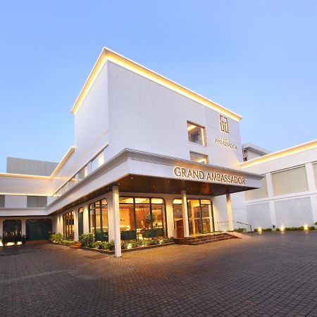 קוטאיאם The Grand Ambassador Hotel מראה חיצוני תמונה