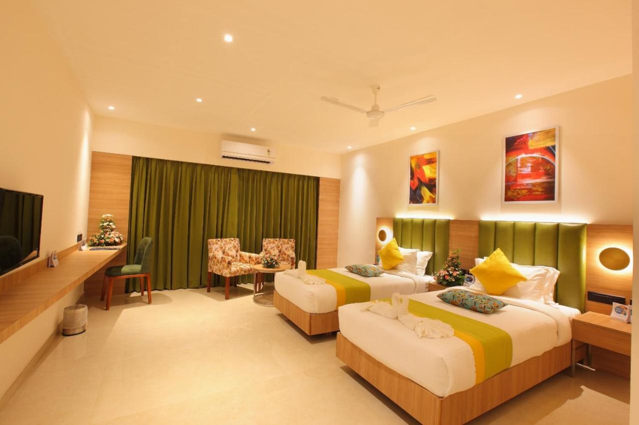 קוטאיאם The Grand Ambassador Hotel מראה חיצוני תמונה